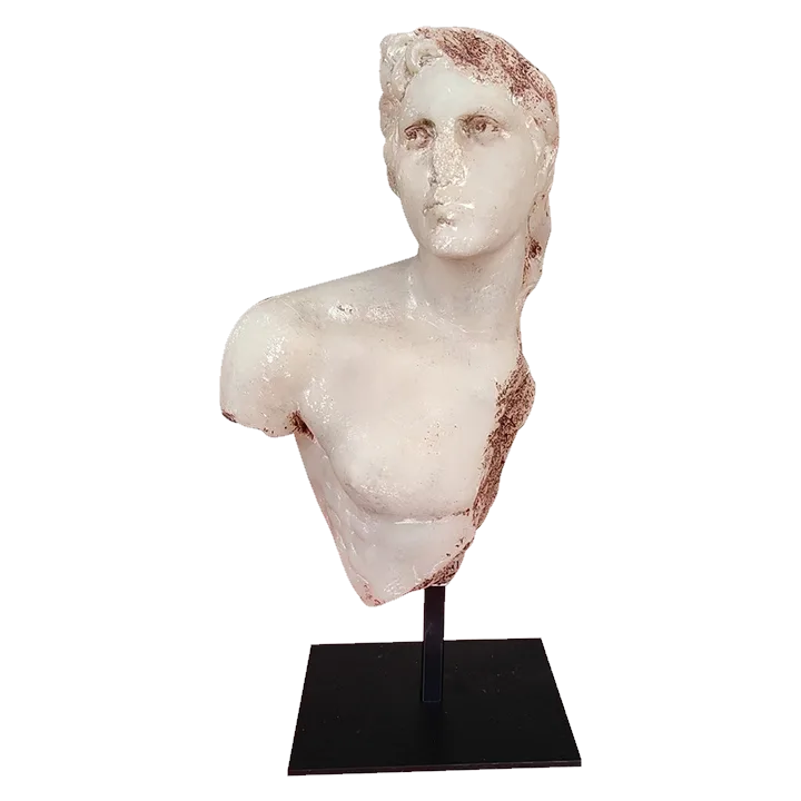 Фигурка декоративная из смолы